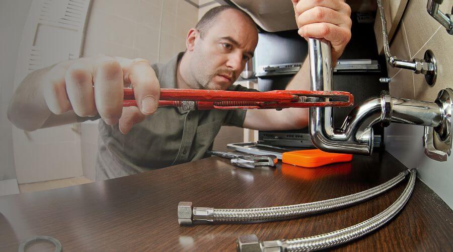 Expert burst pipe repair services in Alexander, ND